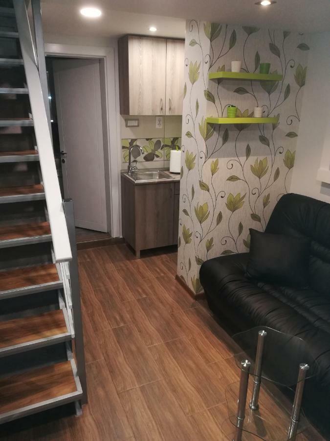 Apartment Classy And Cozy - Parking - 3 Beds - Near Center