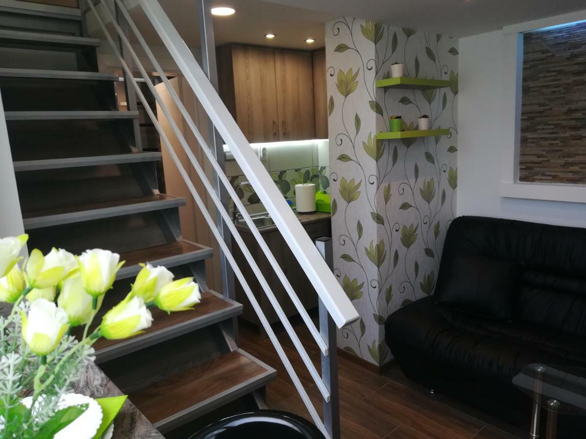 Classy And Cozy - Parking - 3 Beds - Near Center *